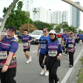 Runner Photo 3661689