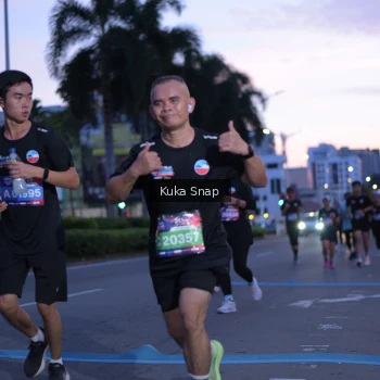 Runner Photo 3661692