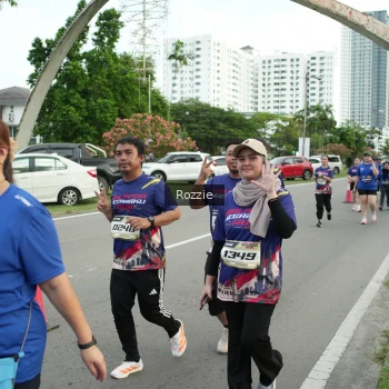 Runner Photo 3661701