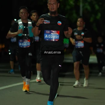 Runner Photo 3661713
