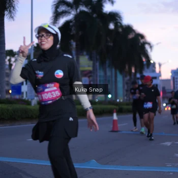 Runner Photo 3661726