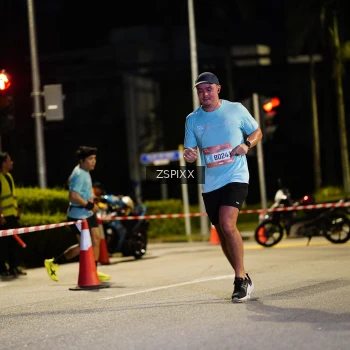 Runner Photo 3661756