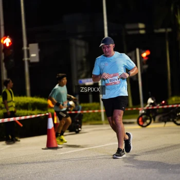 Runner Photo 3661764