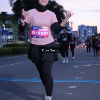 Runner Photo 3661846