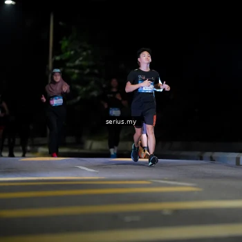 Runner Photo 3661894