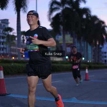 Runner Photo 3662011