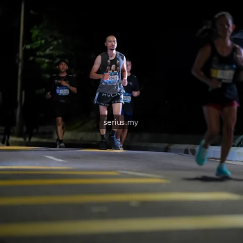 Runner Photo 3662042