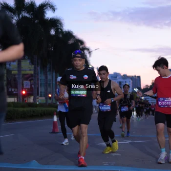 Runner Photo 3662266