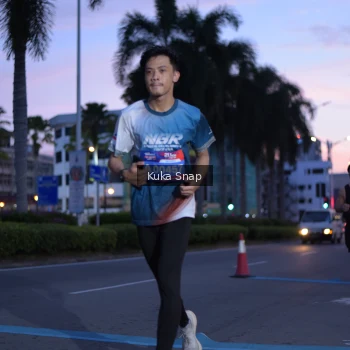 Runner Photo 3662347