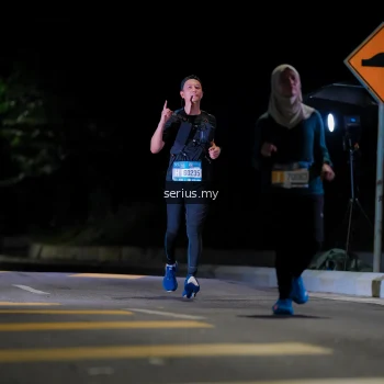 Runner Photo 3662365