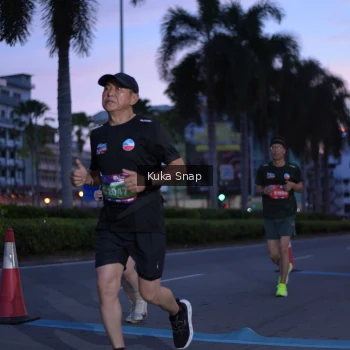 Runner Photo 3662372