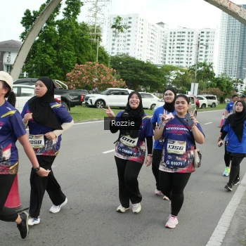 Runner Photo 3662465