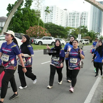 Runner Photo 3662517