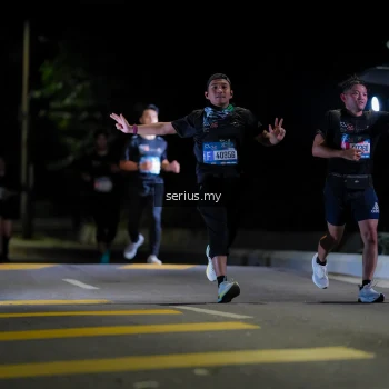 Runner Photo 3662591