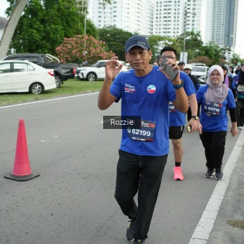 Runner Photo 3662710