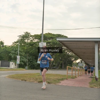 Runner Photo 3662716