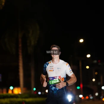 Runner Photo 3662875