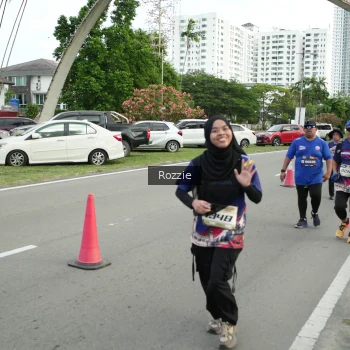 Runner Photo 3662975