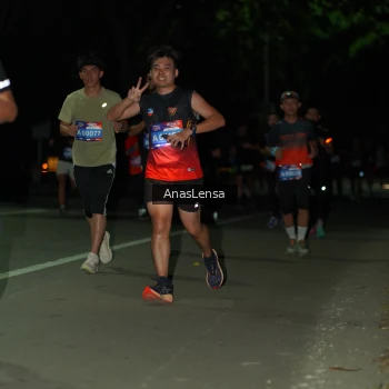 Runner Photo 3663003
