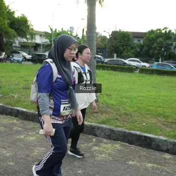 Runner Photo 3663004