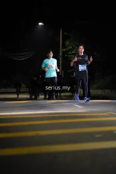 Runner Photo 3663055