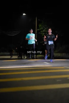 Runner Photo 3663059