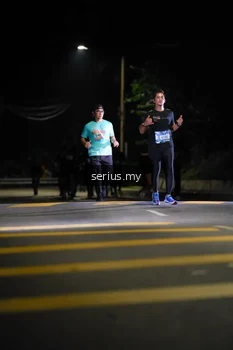 Runner Photo 3663075
