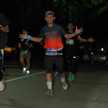Runner Photo 3663110