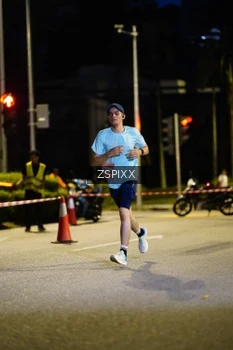 Runner Photo 3663285