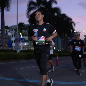 Runner Photo 3663403