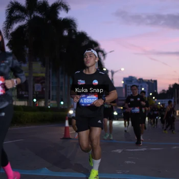 Runner Photo 3663443