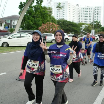 Runner Photo 3663713