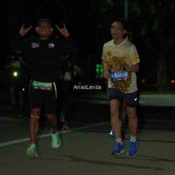 Runner Photo 3663765