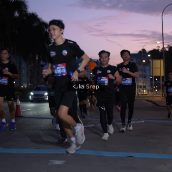 Runner Photo 3663879