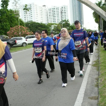 Runner Photo 3663946