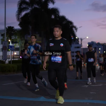Runner Photo 3663972