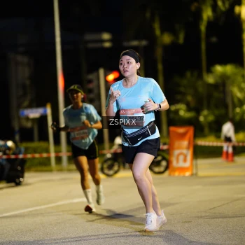 Runner Photo 3663975