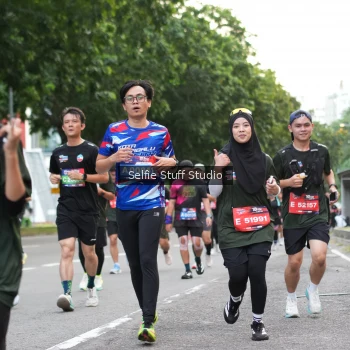 Runner Photo 3664027
