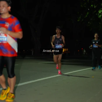 Runner Photo 3664116