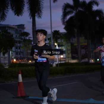 Runner Photo 3664129