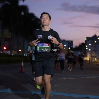 Runner Photo 3664173