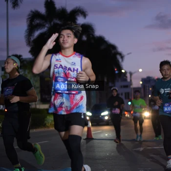 Runner Photo 3664295