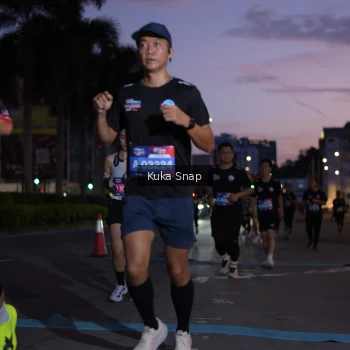 Runner Photo 3664381