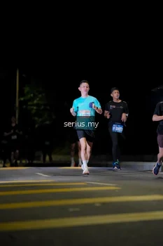 Runner Photo 3664543