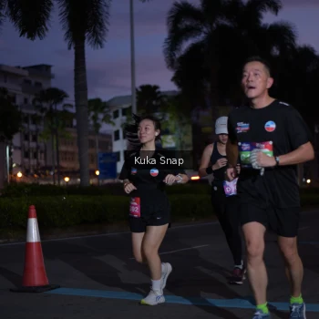 Runner Photo 3664613