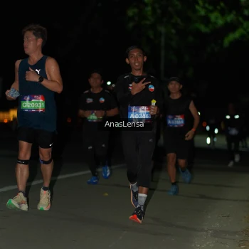 Runner Photo 3664771