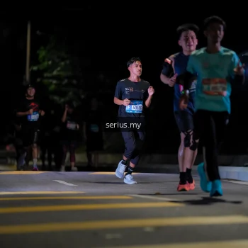 Runner Photo 3664794