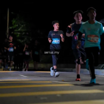 Runner Photo 3664798