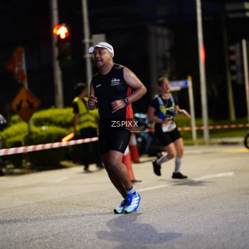 Runner Photo 3664880