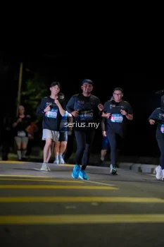Runner Photo 3664892